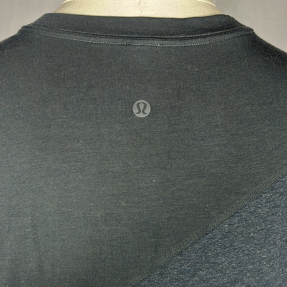 Lululemon LA Midi Dress in Black / Heather Core Black. - Picture 9 of 9